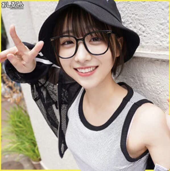 【小島みこ oshi005】めがね女子にオナニー見せたら盛り上がって3Pセックスがエロすぎる