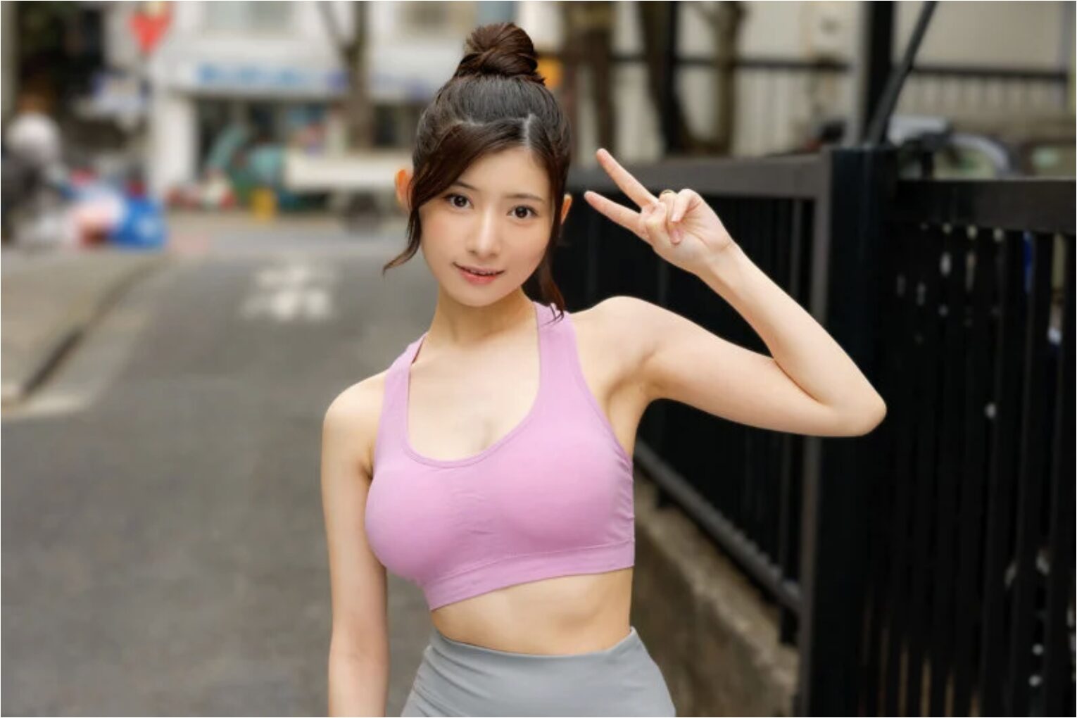 debz034持野蓬　スポブラ